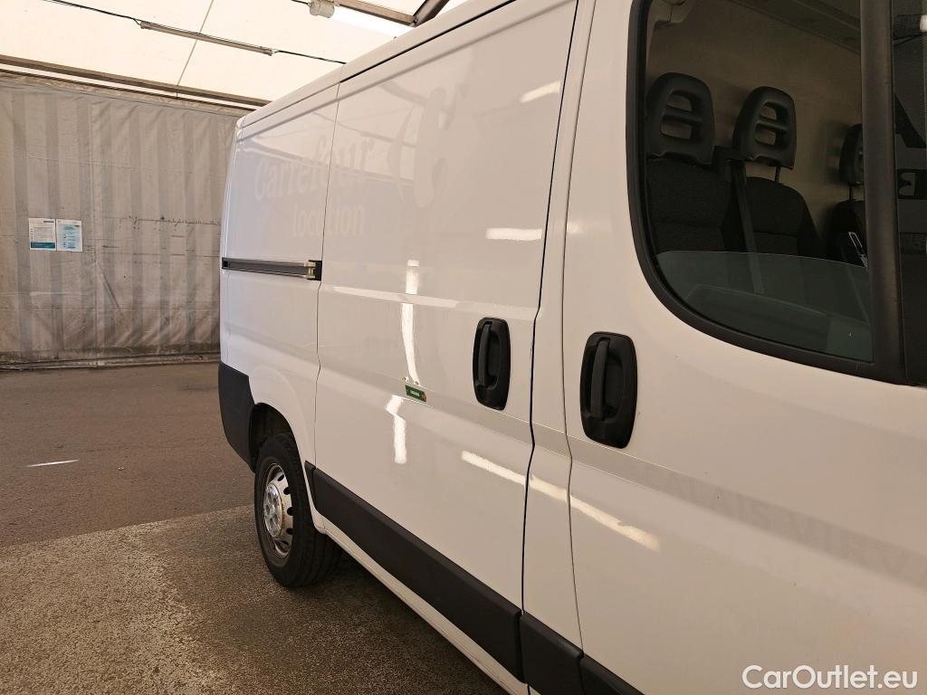  Fiat  Ducato FIAT  VU 4p Fourgon 3 0 C H1 2 0 Multijet 115 Pack Pro Nav #24