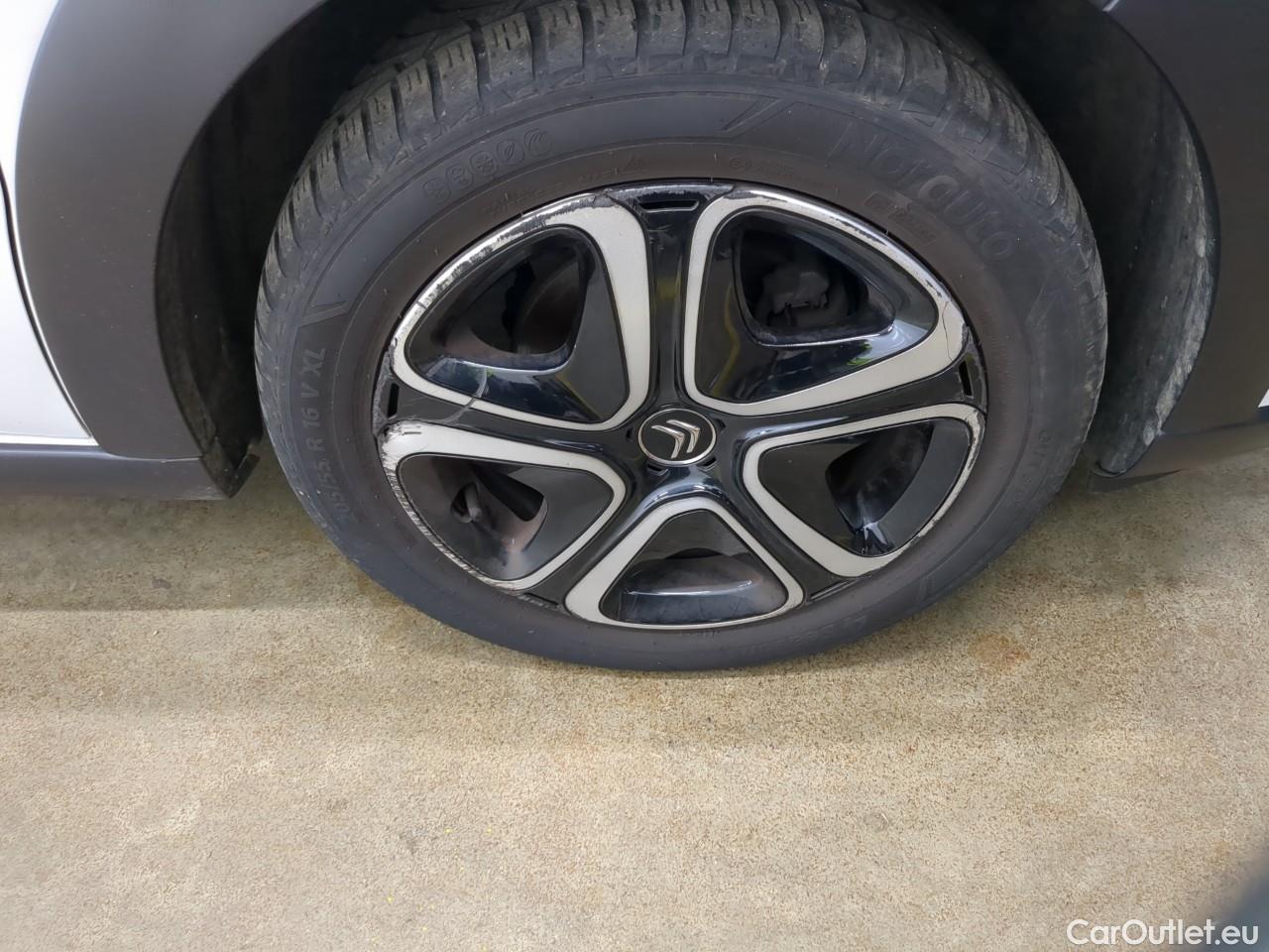  Citroen  C3 CITROEN  Société VU 5p Berline BlueHDi 100 SandS BVM Feel Nav #6
