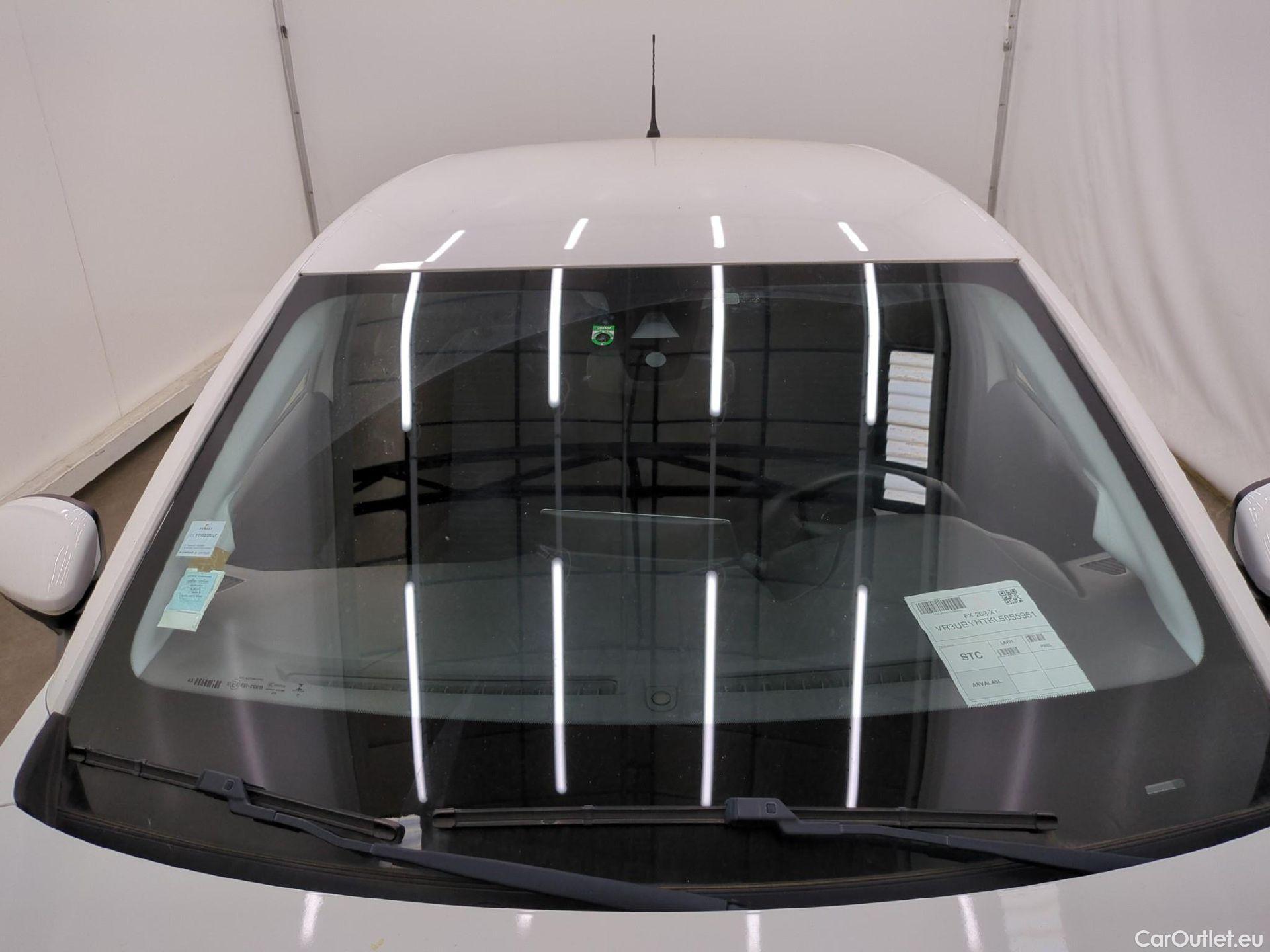  Peugeot  208  Premium 1.5 HDi 100CV BVM6 E6d #2