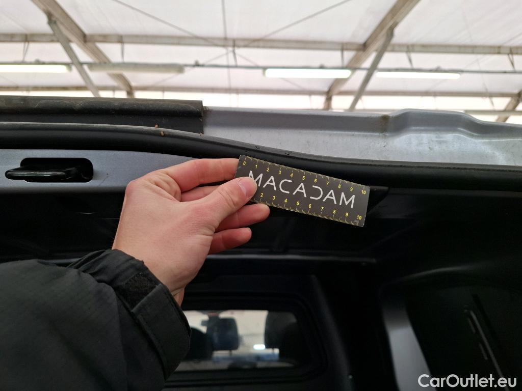  Opel  Vivaro OPEL  Cabine Approfondie/2019/4P/Fourgon tole 2.0 Diesel 120 auto L2 CA Pack Busin #24