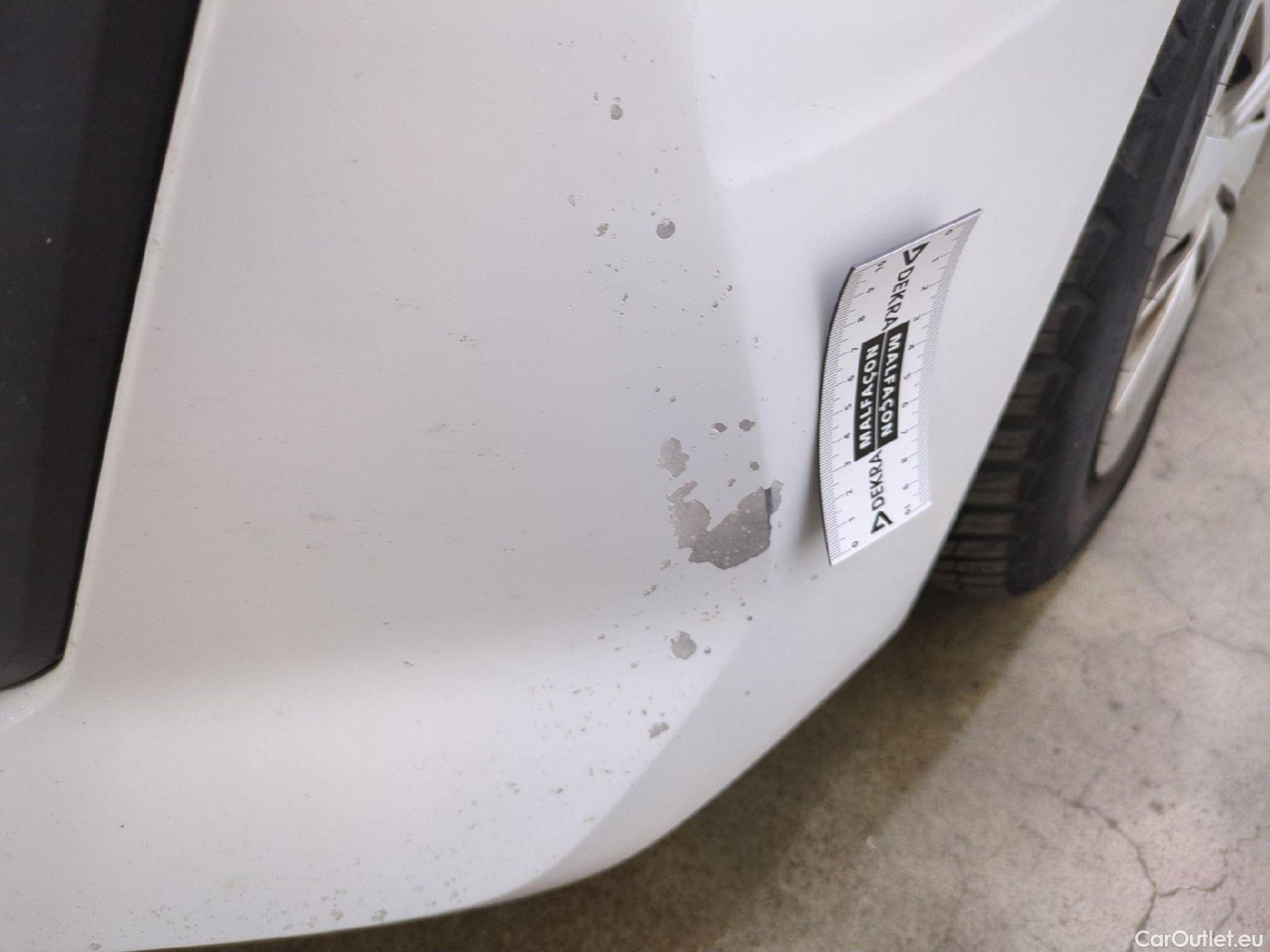  Peugeot  208  Premium 1.5 HDi 100CV BVM6 E6d #12