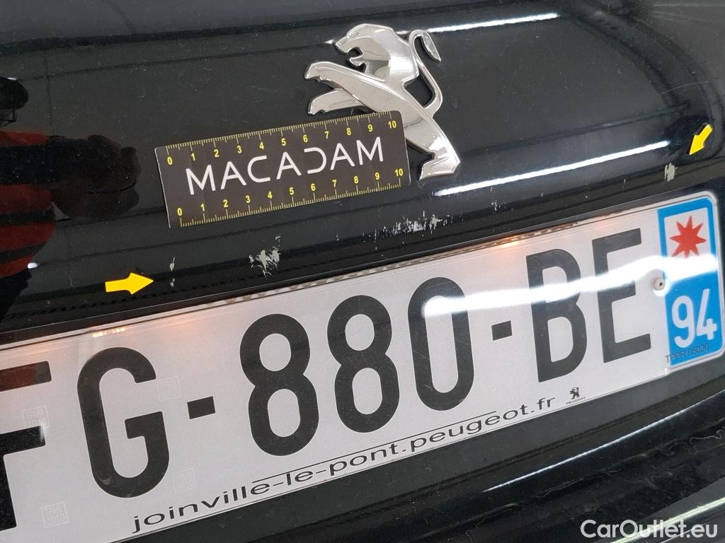  Peugeot  208  Affaire Premium Pack 1.2 80CV BVM5 E6dT #17