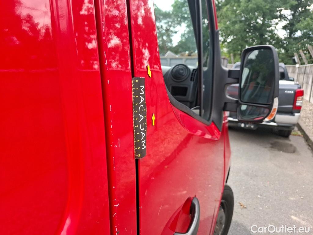  Renault  Master  III Fourgon L2H2 3 5 Grand Confort dCi 130CV BVM6 E6 #38