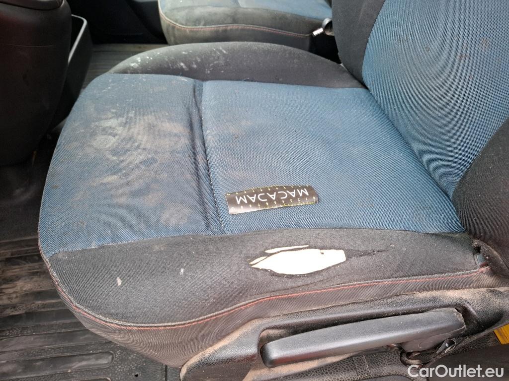  Renault  Master  III Fourgon L2H2 3 5 Grand Confort dCi 130CV BVM6 E6 #7