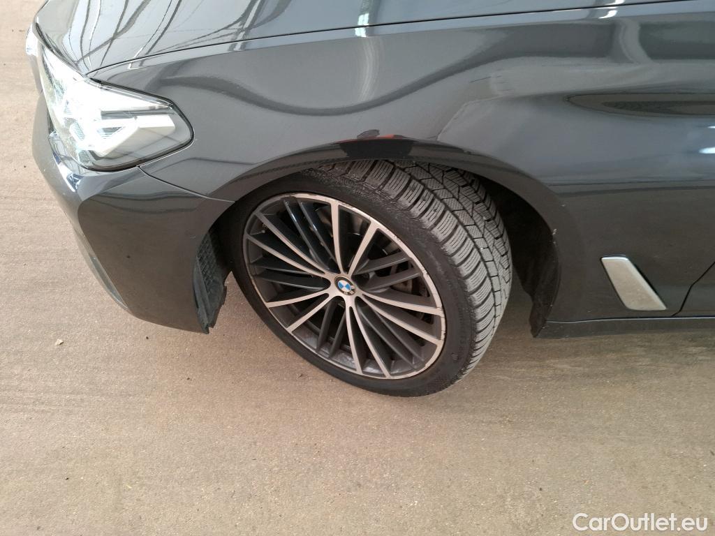  Bmw  Serie 5 BMW Série 5 Touring / 2020 / 5P / Break 530dA 286ch Business Design #21