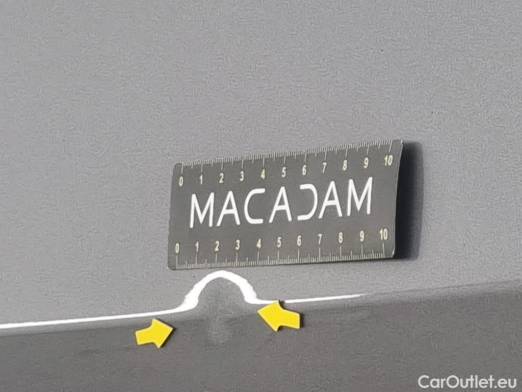 Mercedes  A-Klasse MERCEDES-BENZ Classe A Compact / 2018 / 5P / Berline A 250 e Progressive Line 8G-DCT / VO RECONDITIONNE - PHOTOS AVANT RECONDITIONNEMENT #4
