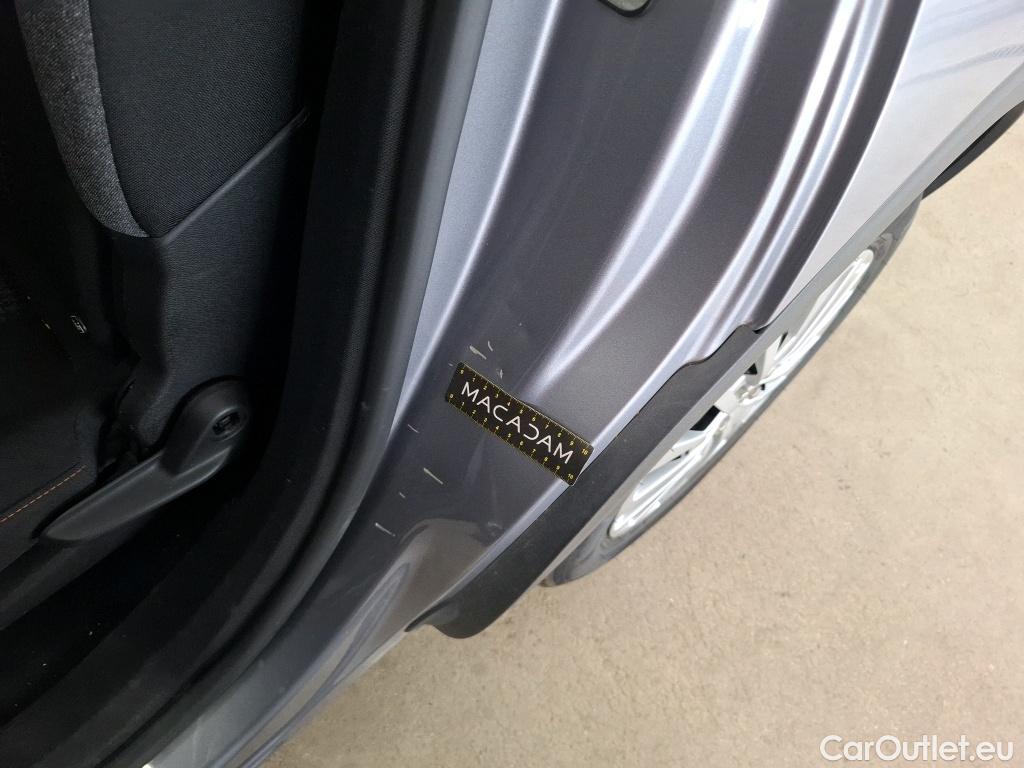  Peugeot  5008 PEUGEOT  2016 5P SUV Puretech 130 ACCESS #3