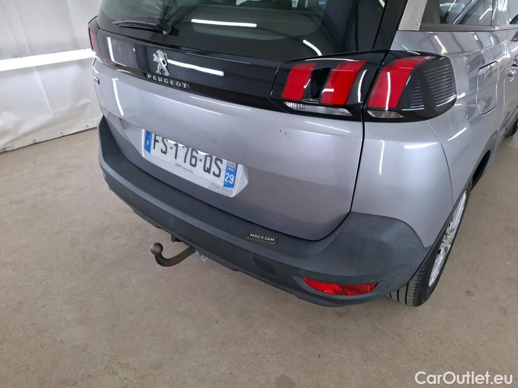  Peugeot  5008 PEUGEOT  2016 5P SUV Puretech 130 ACCESS #37