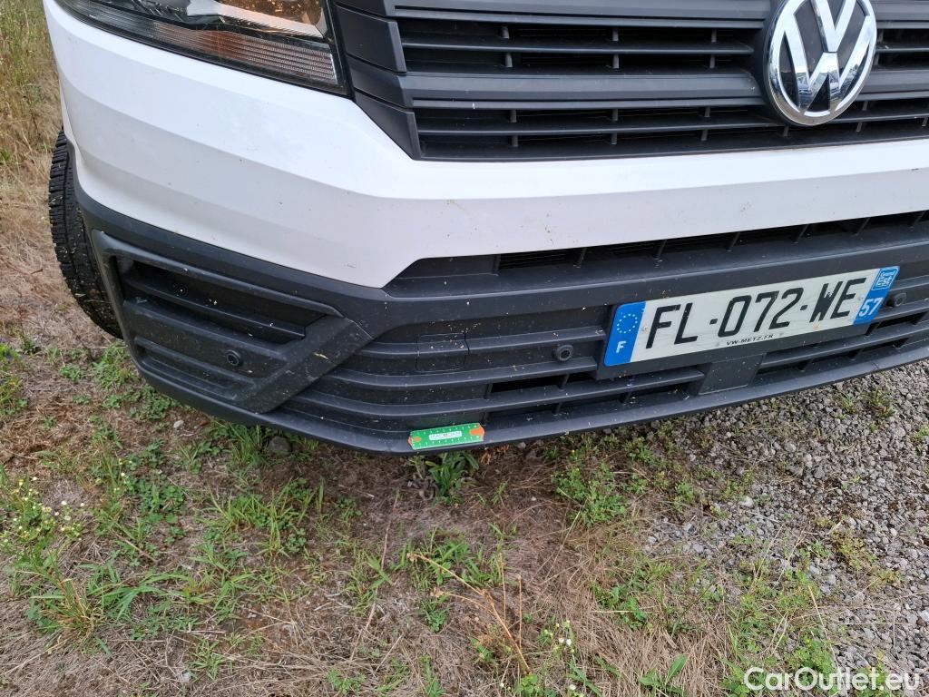  Volkswagen  Crafter  Fourgon Fourgon 35 mittlerer Radstand mit Hochdach FWD 2.0 140CV BVM6 #27