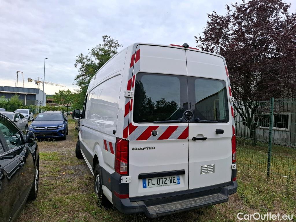  Volkswagen  Crafter  Fourgon Fourgon 35 mittlerer Radstand mit Hochdach FWD 2.0 140CV BVM6 #23