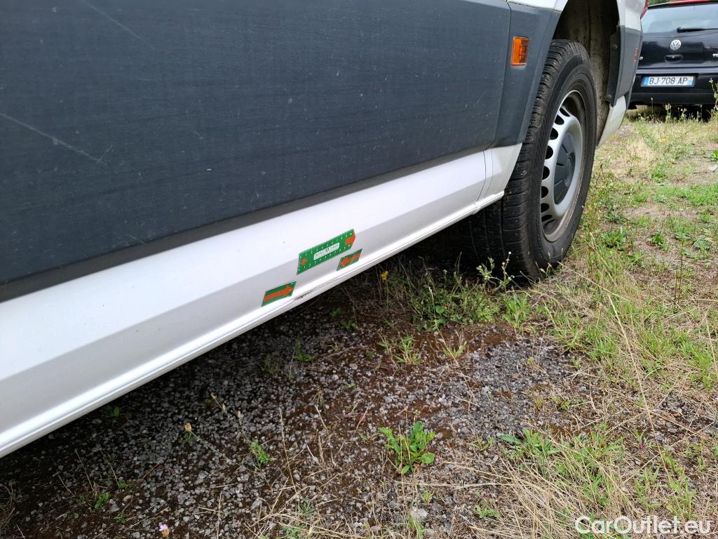 Volkswagen  Crafter  Fourgon Fourgon 35 mittlerer Radstand mit Hochdach FWD 2.0 140CV BVM6 #10
