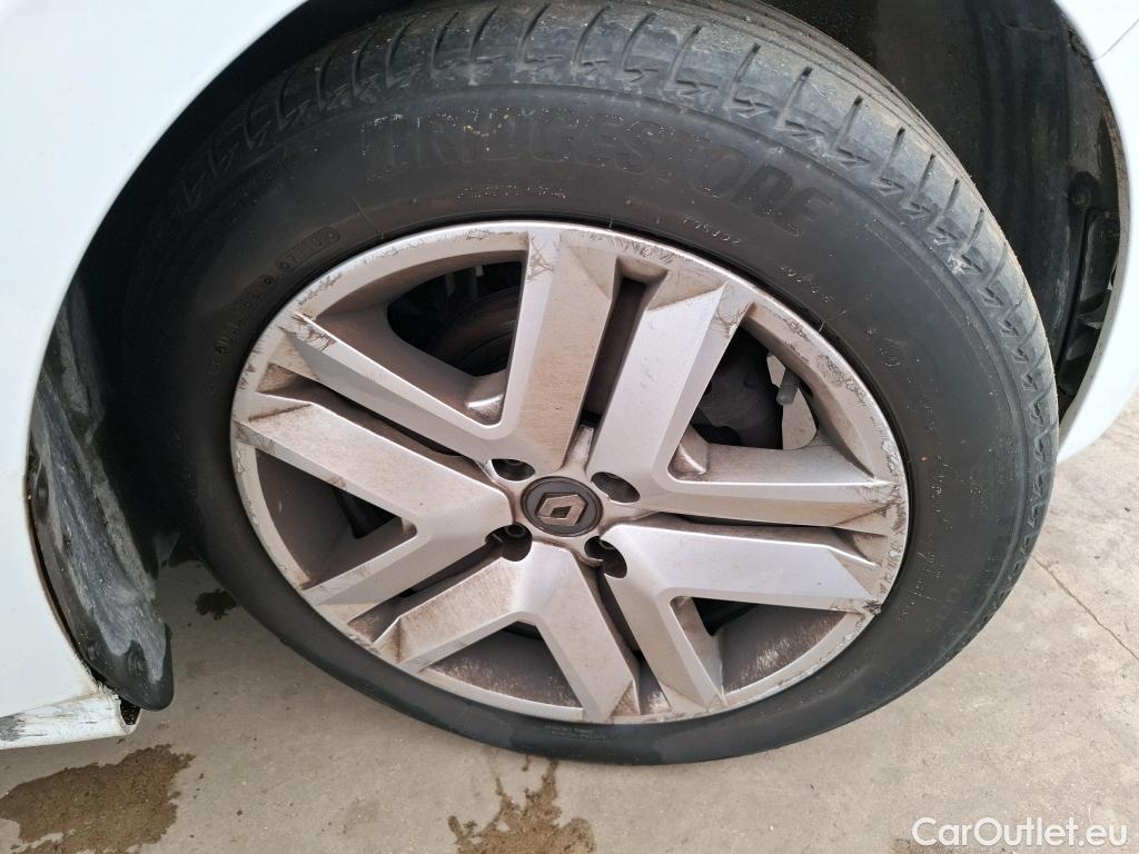  Renault  Clio  / 2019 / 5P / Berline Business SCe 65
 #15