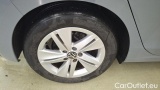  Volkswagen  Golf  1.0 eTSI OPF 81kW DSG Life #10
