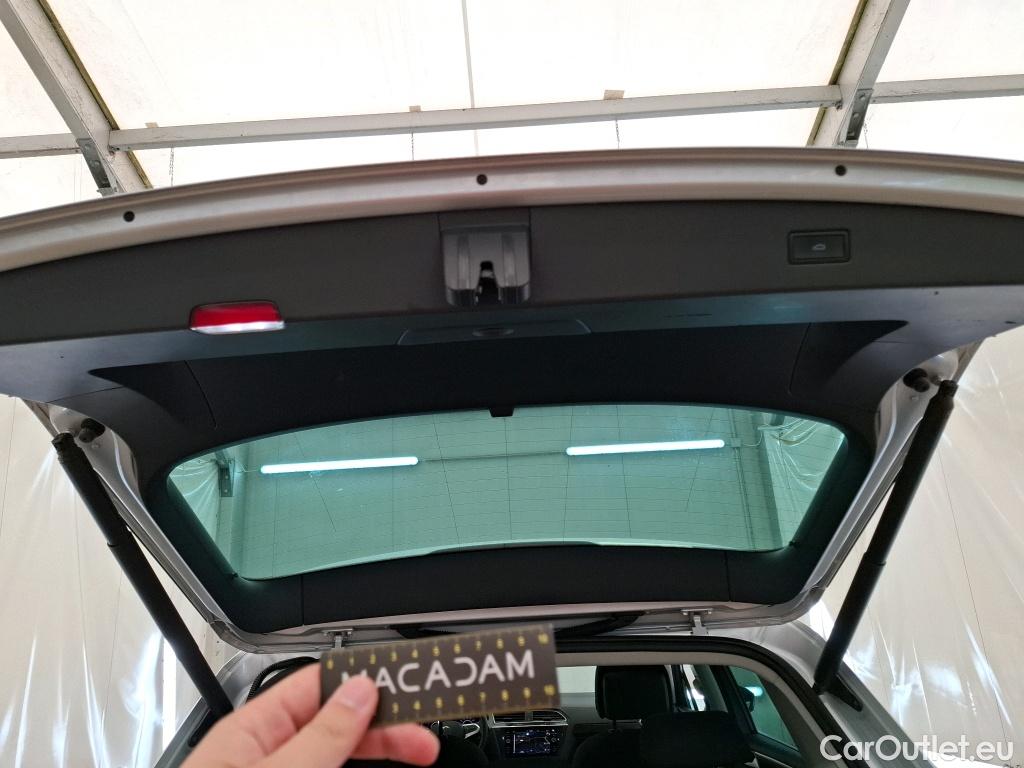  Volkswagen  Tiguan VOLKSWAGEN  / 2020 / 5P / SUV 1.4 eHybrid 245 DSG6 Elegance #1