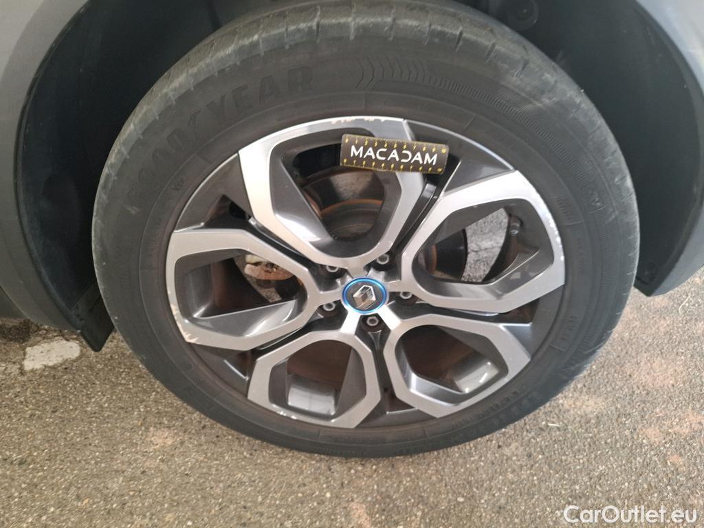  Renault  Captur  II Intens 1.6 E-TECH Plug-in 160CV BVA6 E6d #11