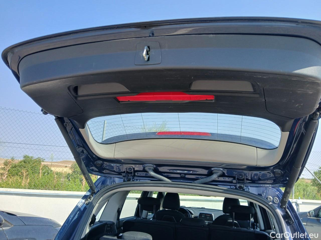  Bmw  Serie 2 BMW  Gran Tourer/2018/5P/monovolumen compacto 216d Aut. Business #26