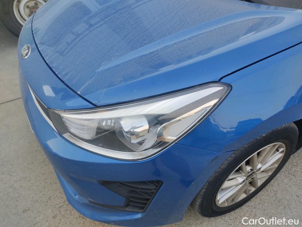  KIA  Rio KIA  / 2020 / 5P / berlina con portón 1.2 DPi 62kW (84CV) Concept #14
