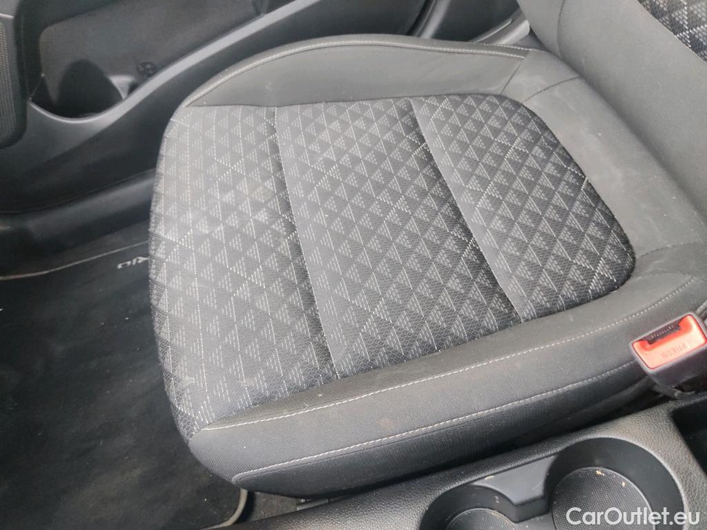  KIA  Rio KIA  / 2020 / 5P / berlina con portón 1.2 DPi 62kW (84CV) Concept #20