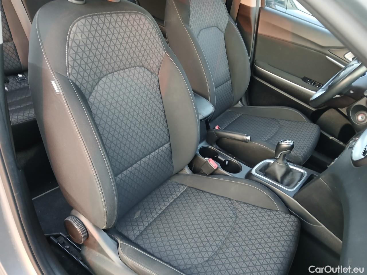  KIA  XCeed KIA  / 2019 / 5P / todoterreno 1.0 T-GDi Drive 88kW (120CV) #2