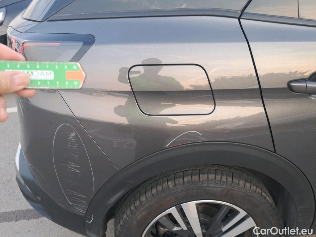  Peugeot  3008  Allure 1.2 PureTech 130CV AT8 E6d #27