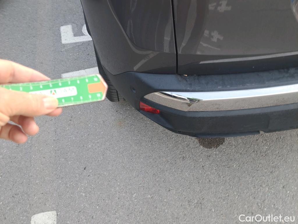  Peugeot  3008  Allure 1.2 PureTech 130CV AT8 E6d #4