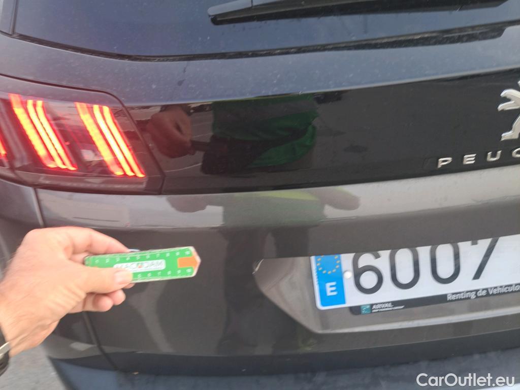  Peugeot  3008  Allure 1.2 PureTech 130CV AT8 E6d #52