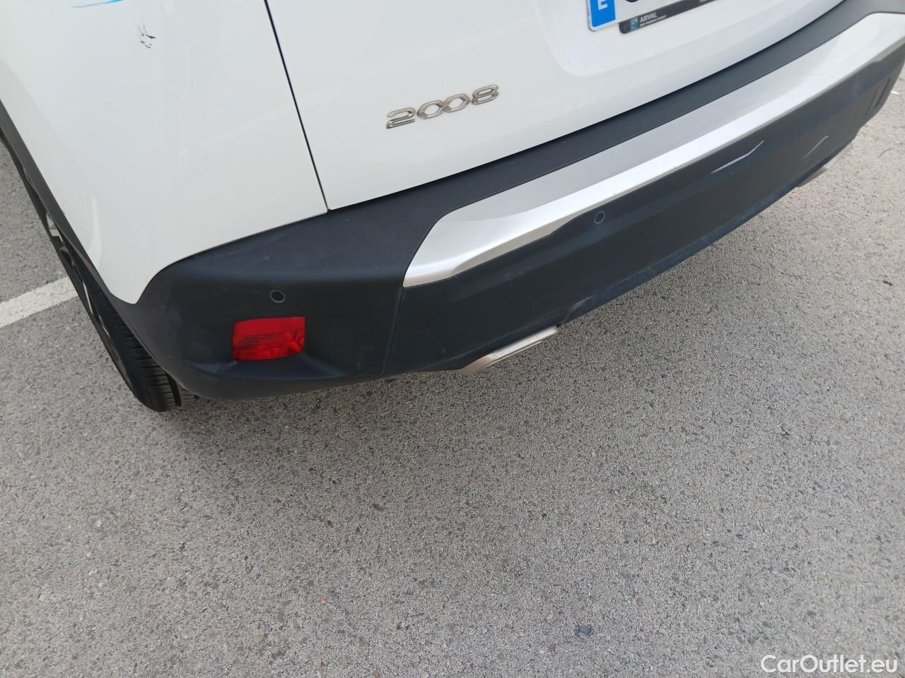  Peugeot  2008  Allure Pack 1.2 PureTech 130CV AT8 E6d #27