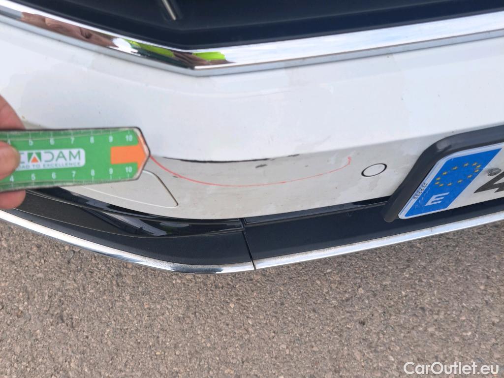  Volkswagen  Passat  Variant R-Line 2.0 190CV AT7 #27