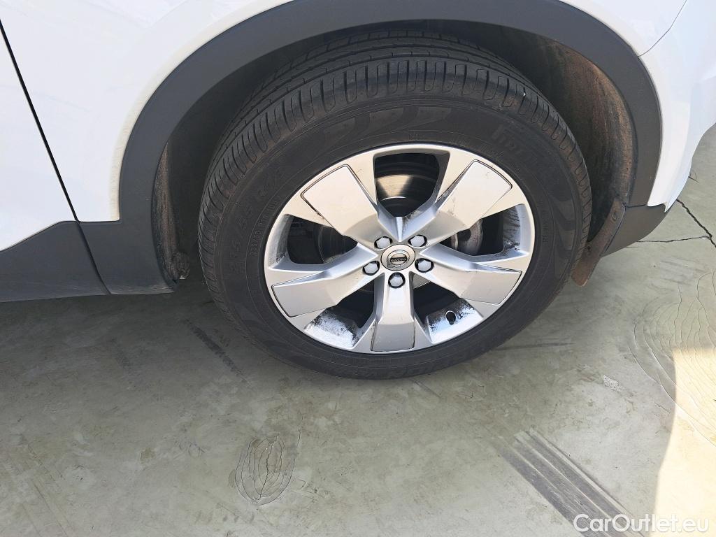  Volvo  XC 40 XC40 Momentum 2WD 1.5 T3 165CV AT8 E6dT #26