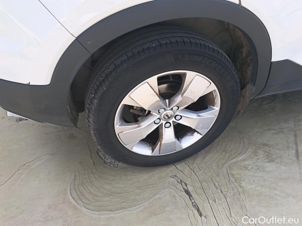 Volvo  XC 40 XC40 Momentum 2WD 1.5 T3 165CV AT8 E6dT #14
