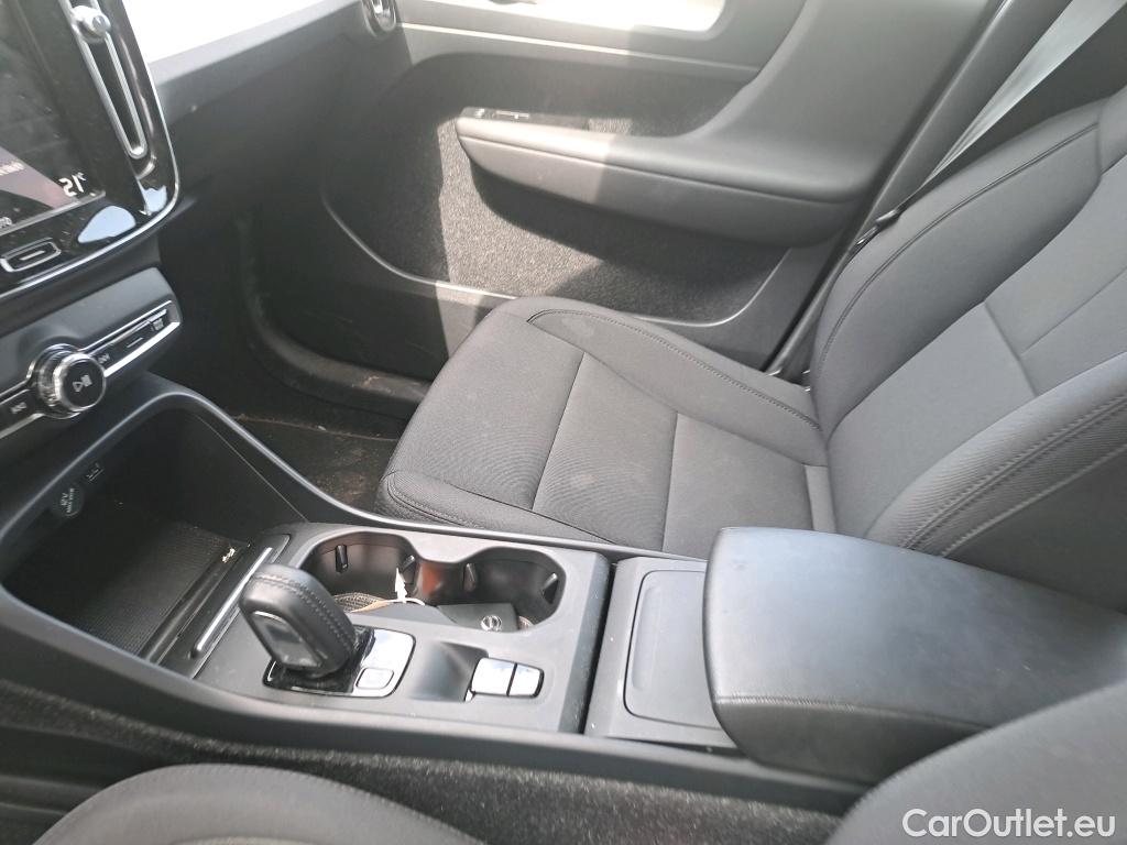  Volvo  XC 40 XC40 Momentum 2WD 1.5 T3 165CV AT8 E6dT #12