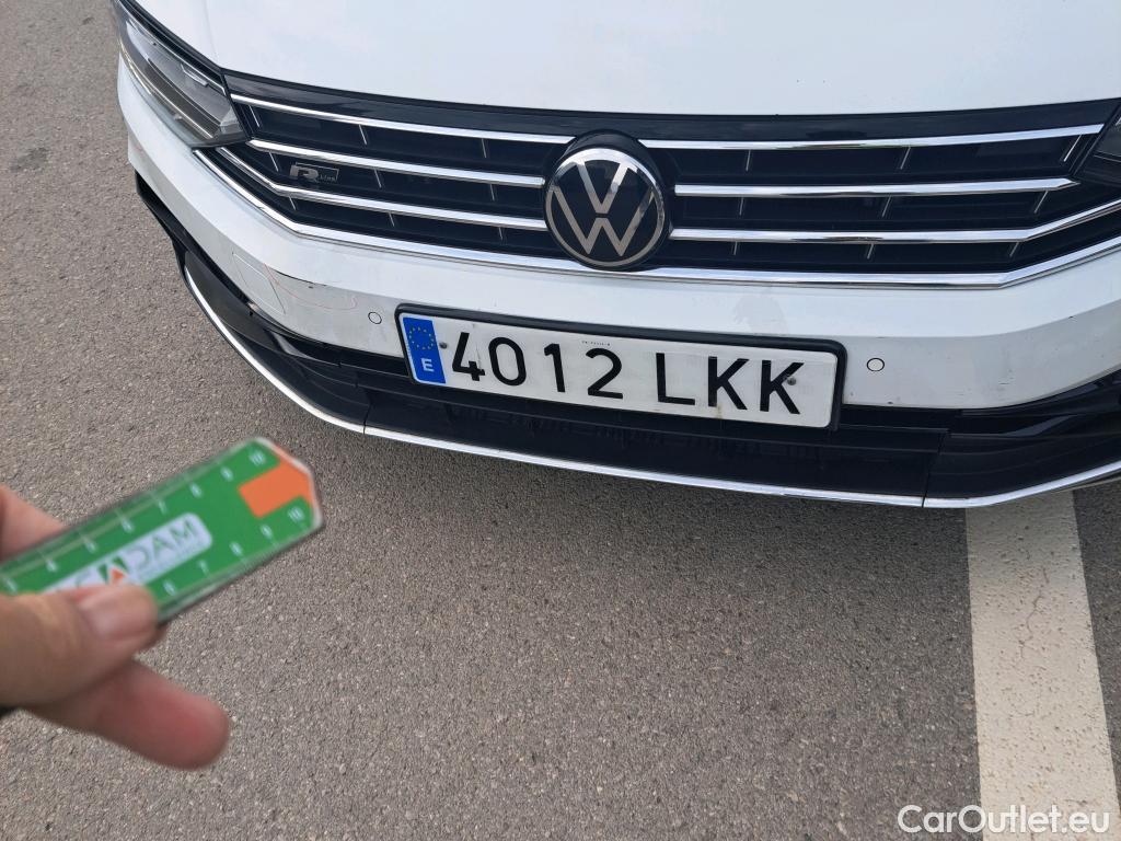  Volkswagen  Passat  Variant R-Line 2.0 190CV AT7 #36