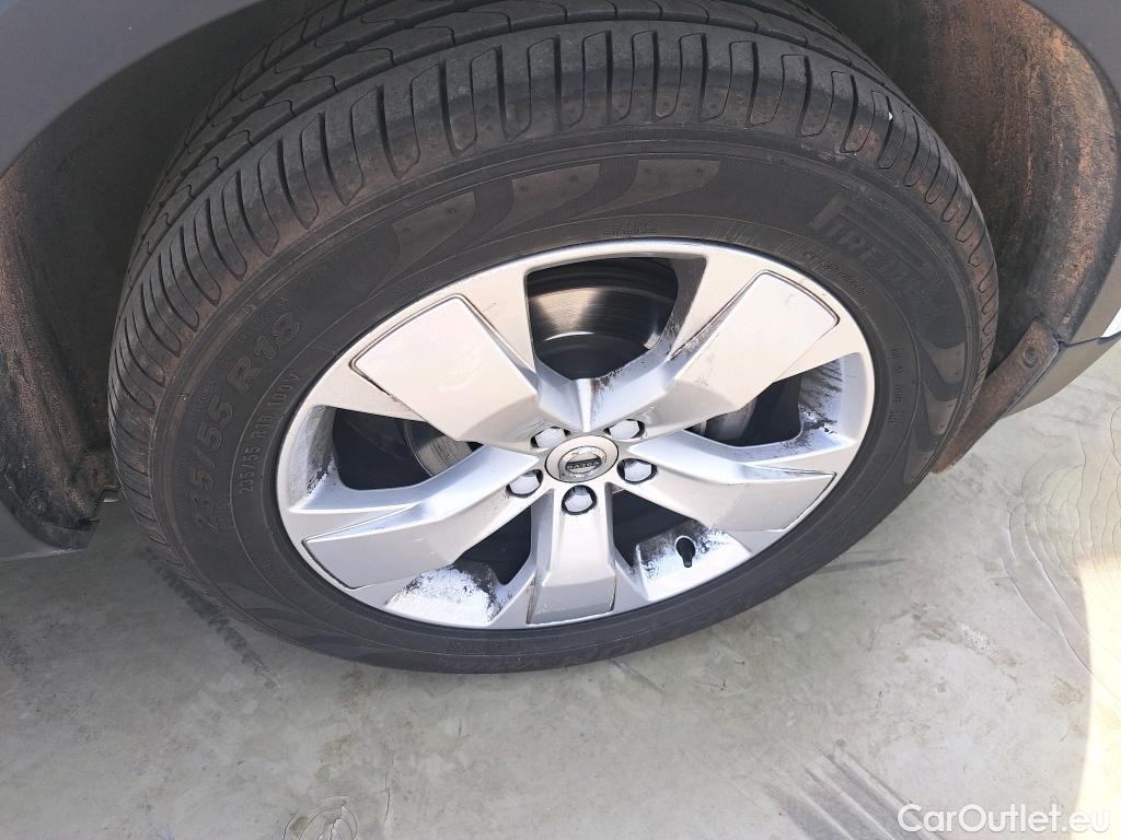  Volvo  XC 40 XC40 Momentum 2WD 1.5 T3 165CV AT8 E6dT #27