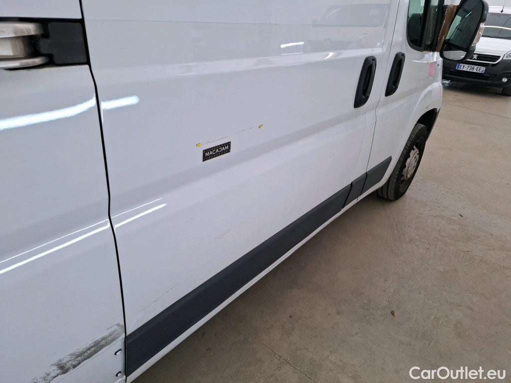  Fiat  Ducato FIAT  VU 4p Fourgon 3 0 M H2 2 0 Multijet 115 Pack Pro Nav #24