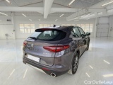  Alfa Romeo   STELVIO ALFA ROMEO / 2017 / 5P / SUV 2.2 TURBO DIESEL 190CV BUSINESS AT8 Q4 #2
