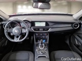  Alfa Romeo   STELVIO ALFA ROMEO / 2017 / 5P / SUV 2.2 TURBO DIESEL 190CV BUSINESS AT8 Q4 #3