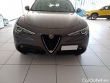  Alfa Romeo   STELVIO ALFA ROMEO / 2017 / 5P / SUV 2.2 TURBO DIESEL 210CV TI AT8 Q4 #40