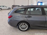  Bmw  Serie 3 BMW  / 2018 / 5P / STATION WAGON 318D BUSINESS ADVANTAGE AUTO TOURING #44