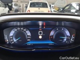  Peugeot  3008 PEUGEOT  / 2016 / 5P / SUV BLUEHDI 130 EAT8 SeS BUSINESS #4