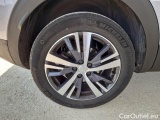  Peugeot  3008 PEUGEOT  / 2020 / 5P / SUV BLUEHDI 130 EAT8 SeS ALLURE #57