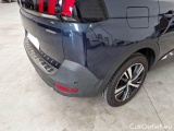  Peugeot  5008 PEUGEOT  / 2017 / 5P / SUV BLUEHDI 130 GT LINE EAT8 S/S AUT. #68