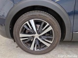  Peugeot  5008 PEUGEOT  / 2017 / 5P / SUV BLUEHDI 130 GT LINE EAT8 S/S AUT. #119