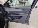  Peugeot  5008 PEUGEOT  / 2017 / 5P / SUV BLUEHDI 130 GT LINE EAT8 S/S AUT. #148