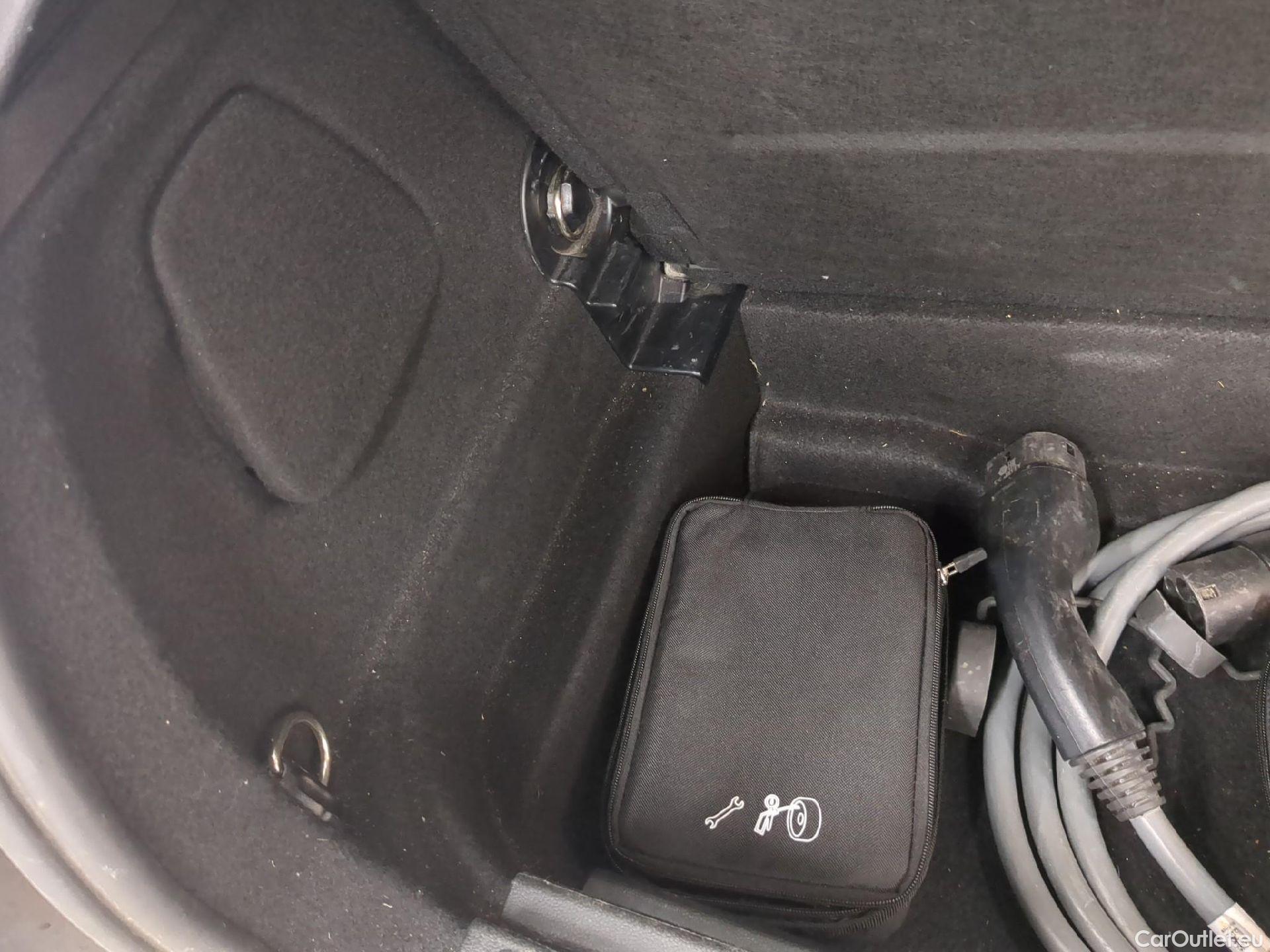  Mini  Mini   Electric / 2021 / 3P / Berline Cooper SE Finition  Yours 184 ch BVA #2