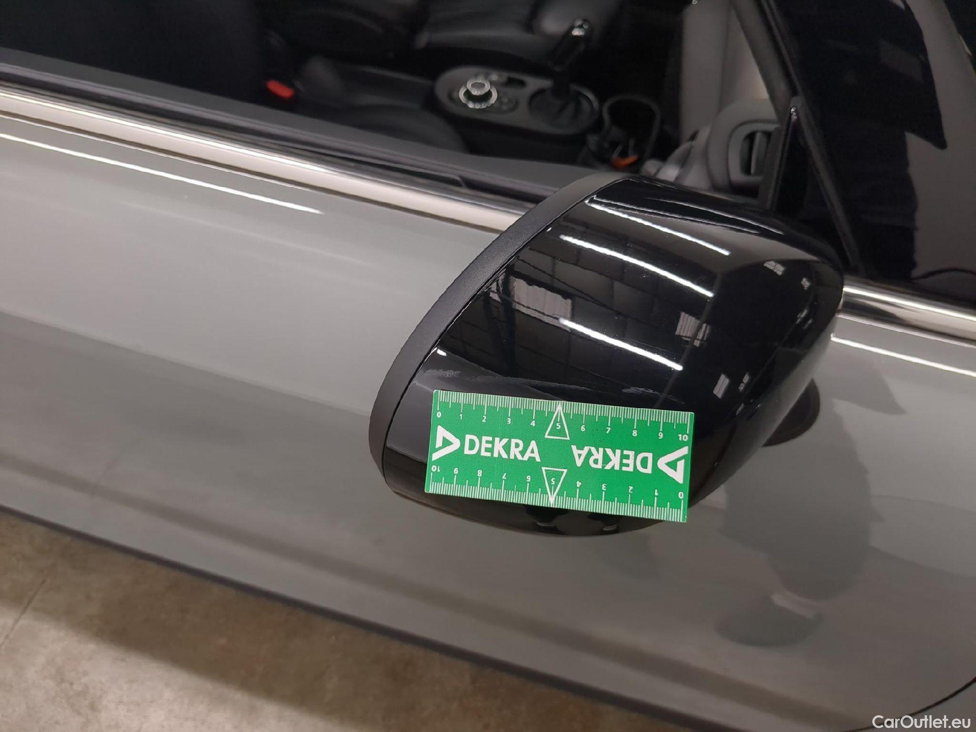 Mini  Mini   Electric / 2021 / 3P / Berline Cooper SE Finition  Yours 184 ch BVA #8