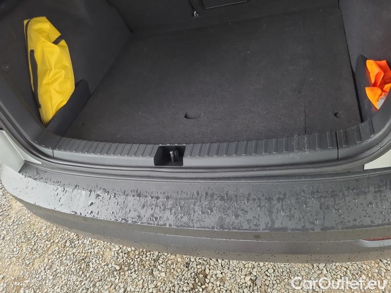  Skoda  Karoq  (NU)(2017->)  2.0TDI 110 Amb.4x4 AT #14