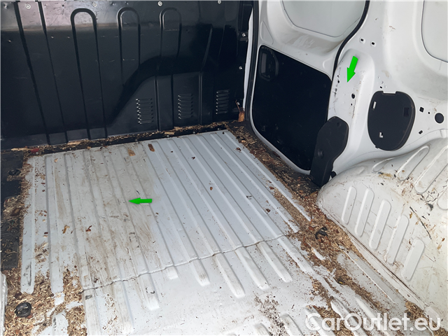  Renault  EXPRESS  1.3TCe 100 Extra #28