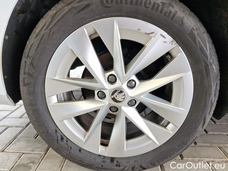  Skoda  Octavia  Combi (NX3)(2020) Oct.Combi 2.0TDI 85 Style AT #14