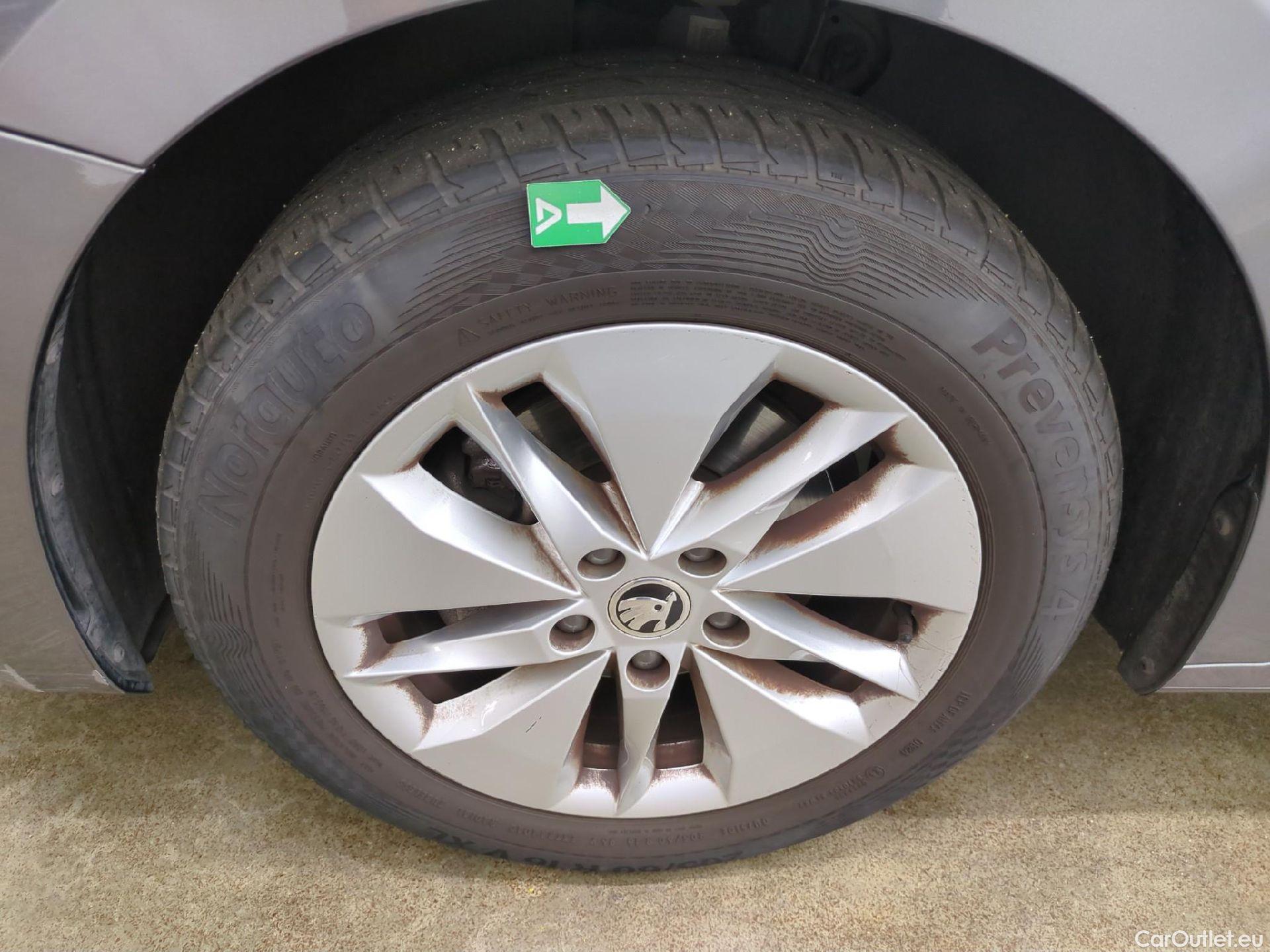 Skoda  Octavia  Break Business 2.0 TDI 115CV BVA7 E6d #4