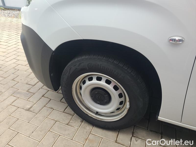  Citroen  Berlingo   (07.2018->)  BHDI 102 L1 Plus 4d #12